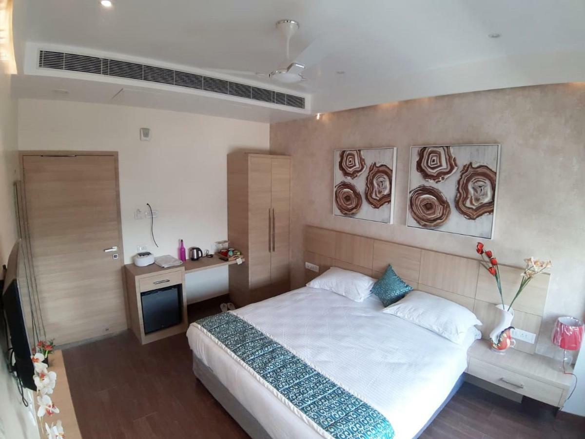 Acco Grand Hotel Lucknow Exterior photo
